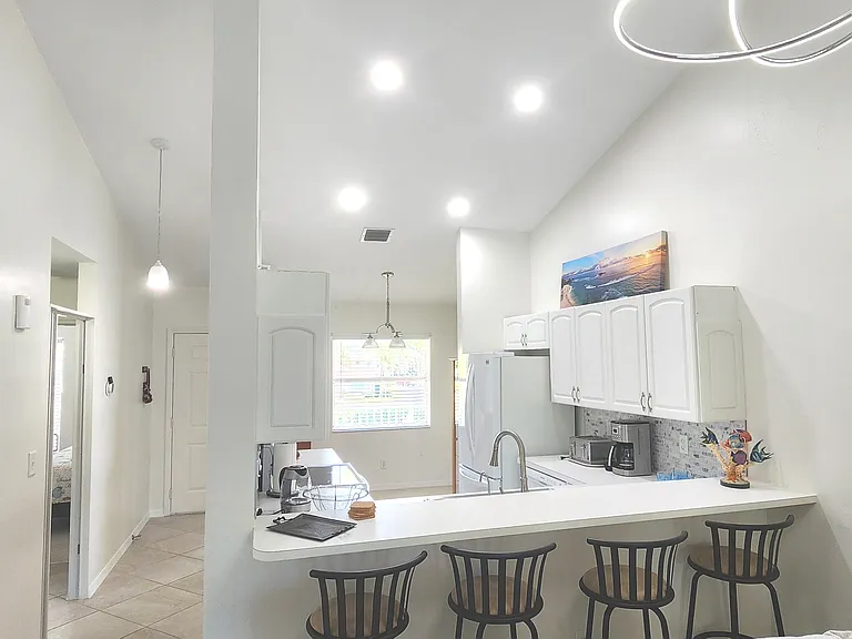 186 Pebble Shores Dr #204 — Photo 14