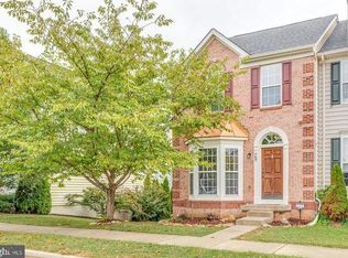28 Payne St, Charles Town, WV 25414