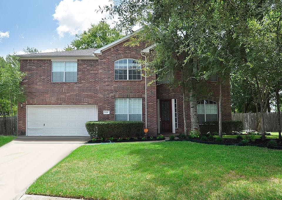 1st image of 6210 Forest Glade Dr