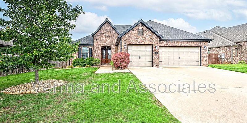 1st image of 4109 SW Stonewood Ter