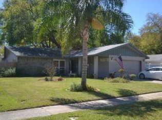 13540 Las Palmas Dr, Largo, FL 33774