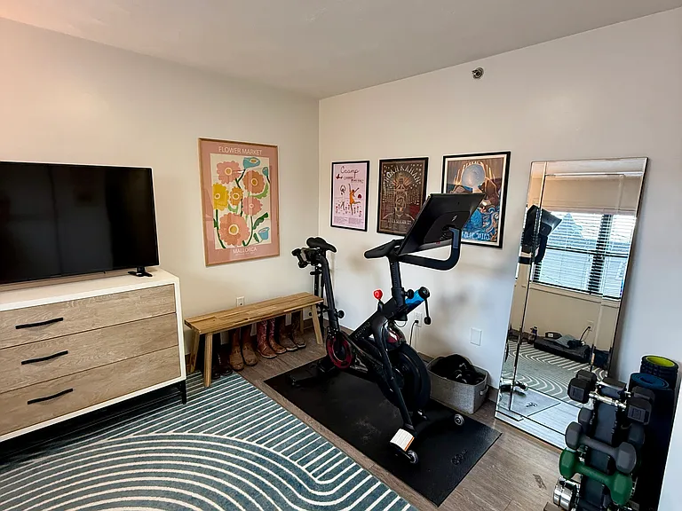 13 Darling St #10B — Photo 4