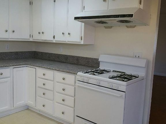 4th image of 4510 Temple City Blvd