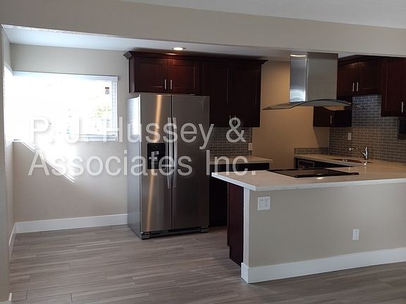 2nd image of 7305 E Belleview St APT 1