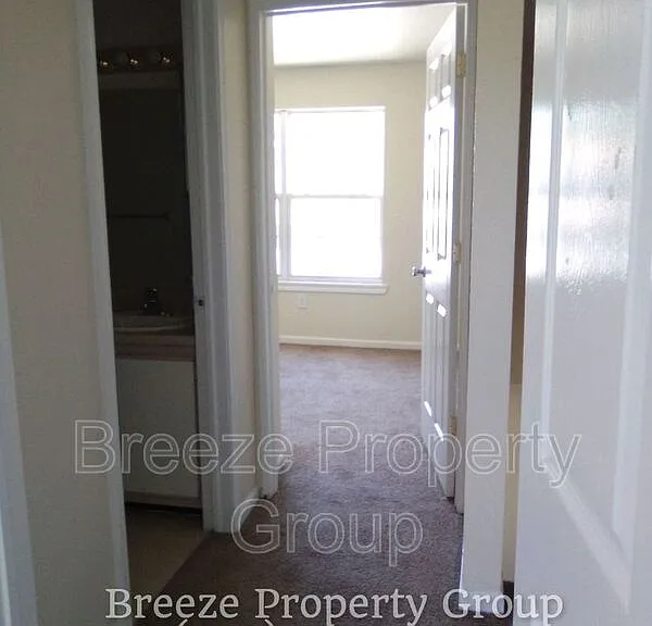 624 Hope St — Photo 19