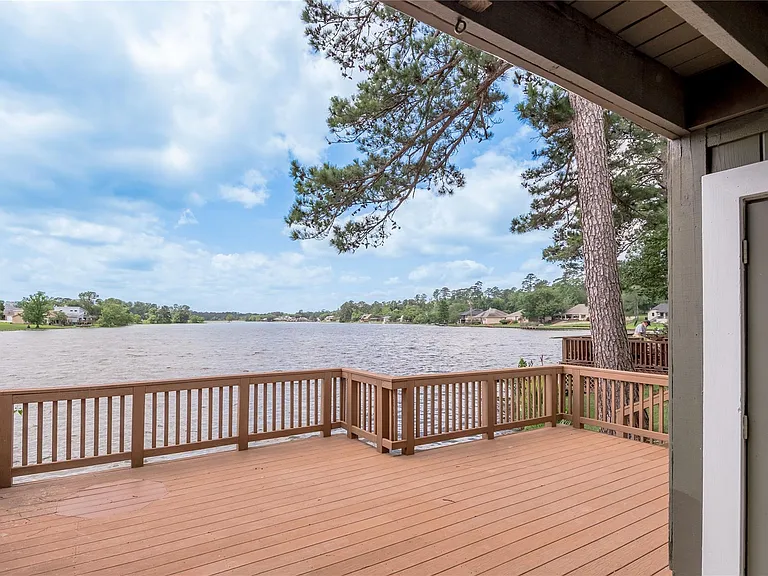 208 Waters Edge — Photo 25
