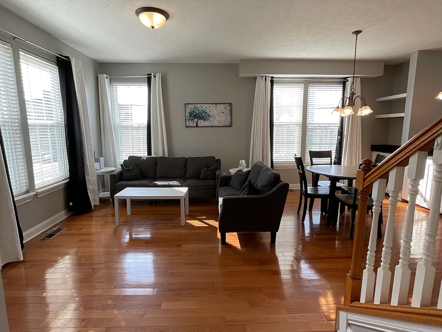 2 bed, 2.5 bath, 1586 sqft, $2,795 — Photo 3