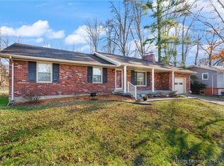 1112 Savannah Dr, New Albany, IN 47150