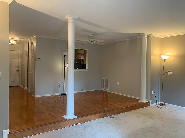 19117 Grotto Ln — Photo 11