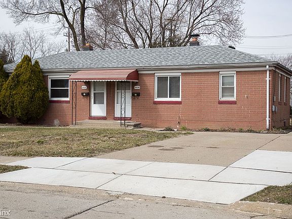 2nd image of 18639 Hazelwood St