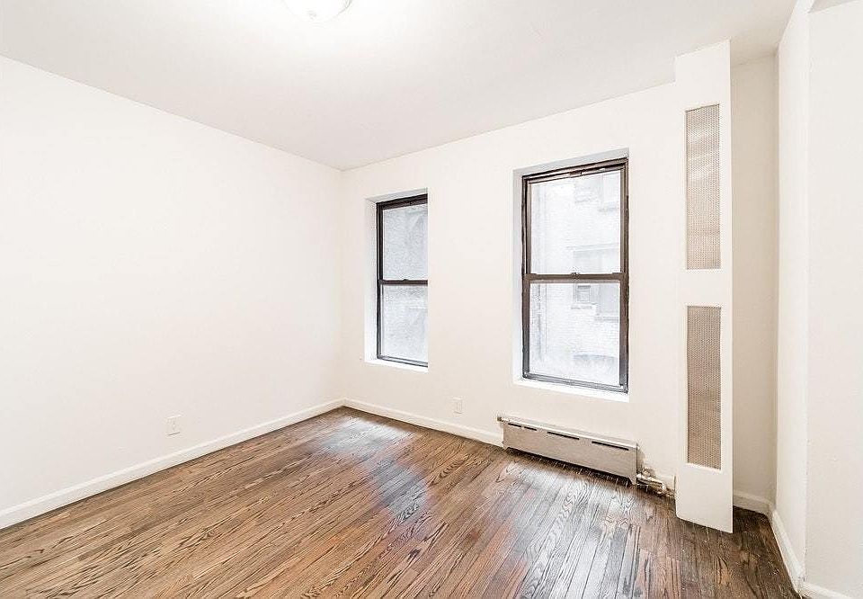 2nd image of 265 E 78th St APT 2G