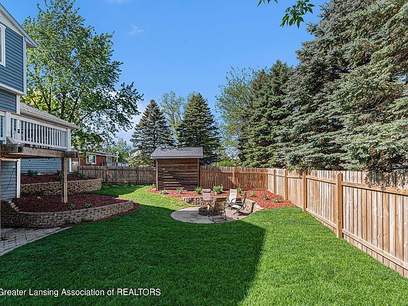 5th image of 6635 Westview Dr
