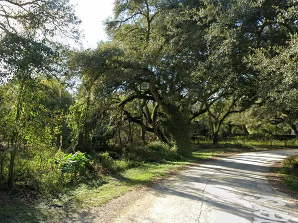 3213 Tiger St, Dade City, FL 33523