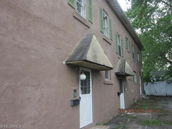 2nd image of E 32nd St