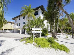 3701 5th Ave #2, Holmes Beach, FL 34217