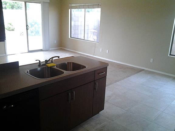 3rd image of 16756 N 160th Ave
