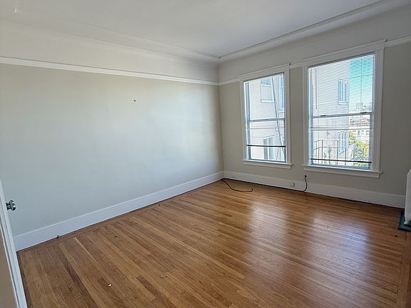5th image of 1447 Jones St #7