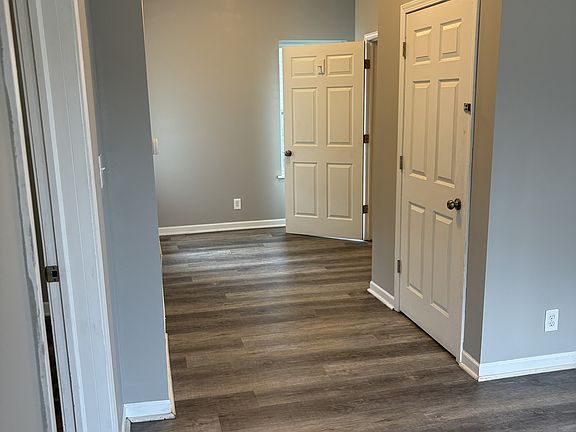 4th image of 1701 Pierce St