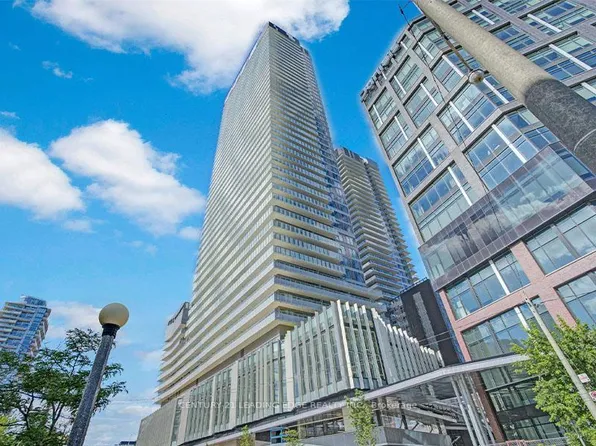 15 Lower Jarvis St #1903, Toronto, ON M5E 0C4