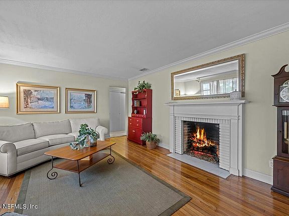 5th image of 6304 KELLOW Drive
