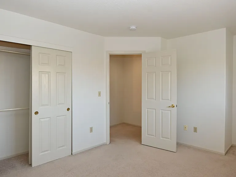 1105 Vista Pointe Cir — Photo 24