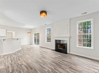 11306 Fox Hill Dr, Charlotte, NC 28269