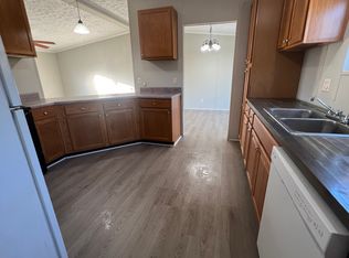 121 Sue Ella Ct #121, Townville, SC 29689