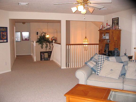 Gameroom up