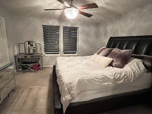 2nd image of 6906 Stoddert Ln