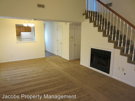2nd image of 2414 Northampton Dr