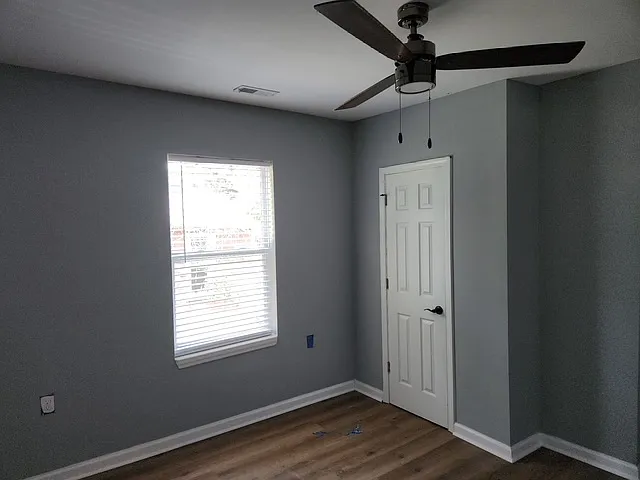 3 bed, 982 sqft, $1,200 — Photo 4