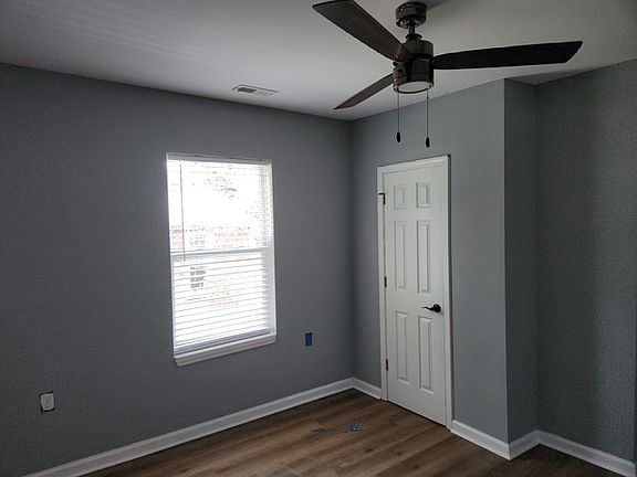 4th image of 236 Blakelyville Rd