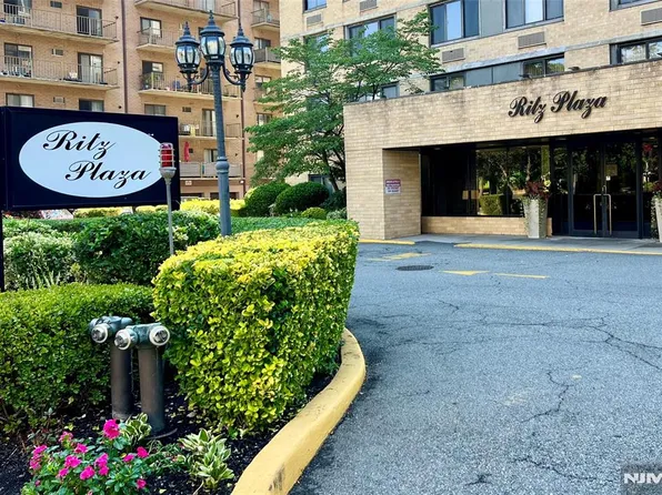 344 Prospect Ave APT 4B, Hackensack, NJ 07601