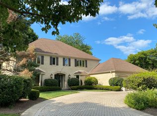 307 Whytegate Ct, Lake Forest, IL 60045