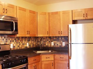 40 Blodgett St APT 3, Burlington, VT 05401