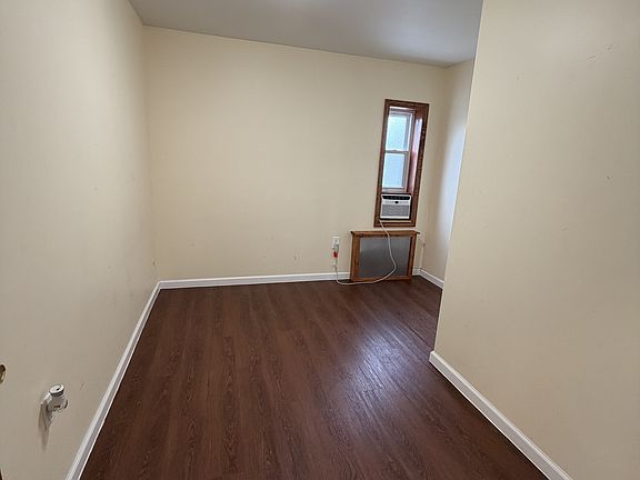 5th image of 1318 Mace Ave Floor 2