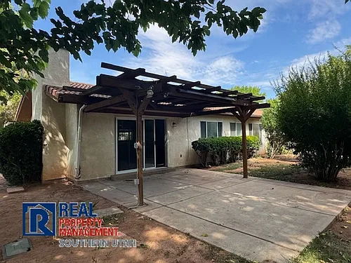 280 N Sunflower Dr #28 Photo 1