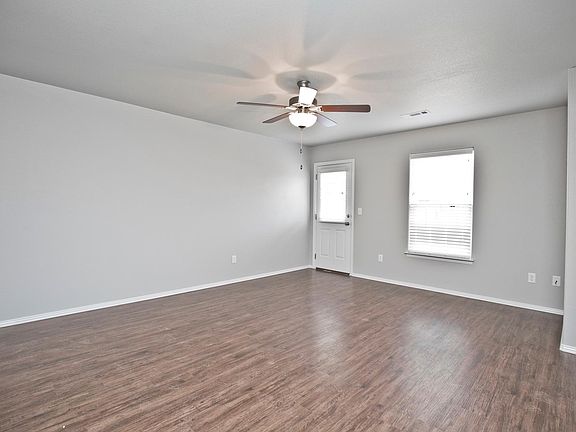5th image of 1106 S Holly St APT A