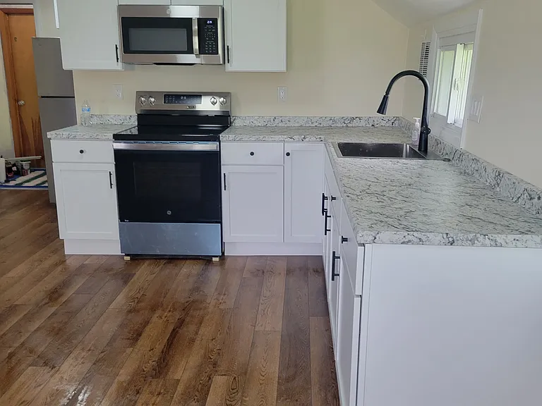 7574 Lakeport Rd #4 — Photo 3