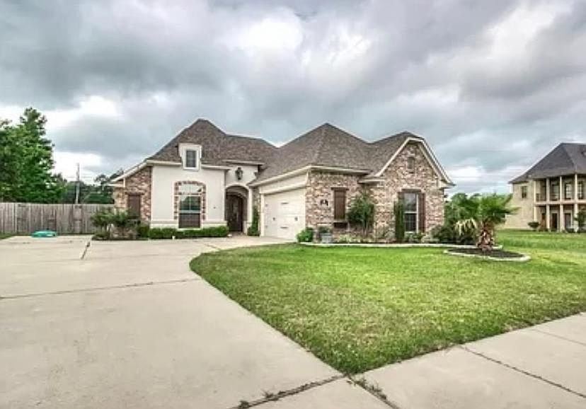 1st image of 259 Danielle Dr
