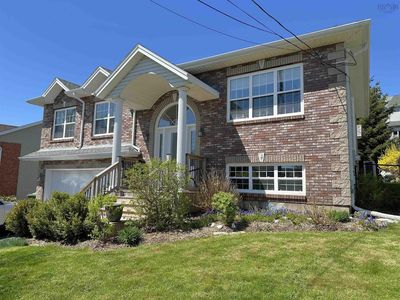 481 Portland Hills Dr, Dartmouth, NS, B2W6P1