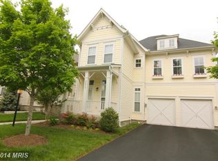 22834 Courtland Park Dr, Ashburn, VA 20148