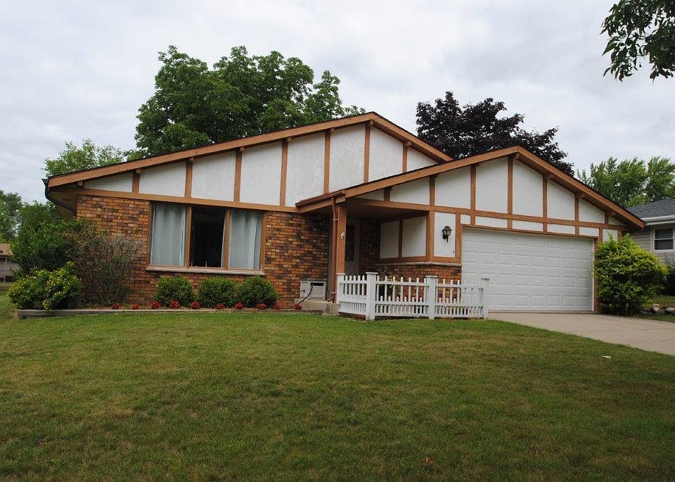 1st image of 7553 S Highfield Ct