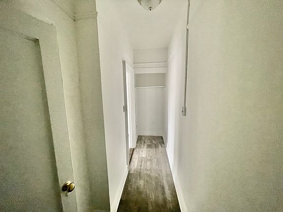 4th image of 8919 32nd Ave APT B1
