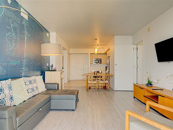 3rd image of 2602 E Hallandale Beach Blvd #R2404