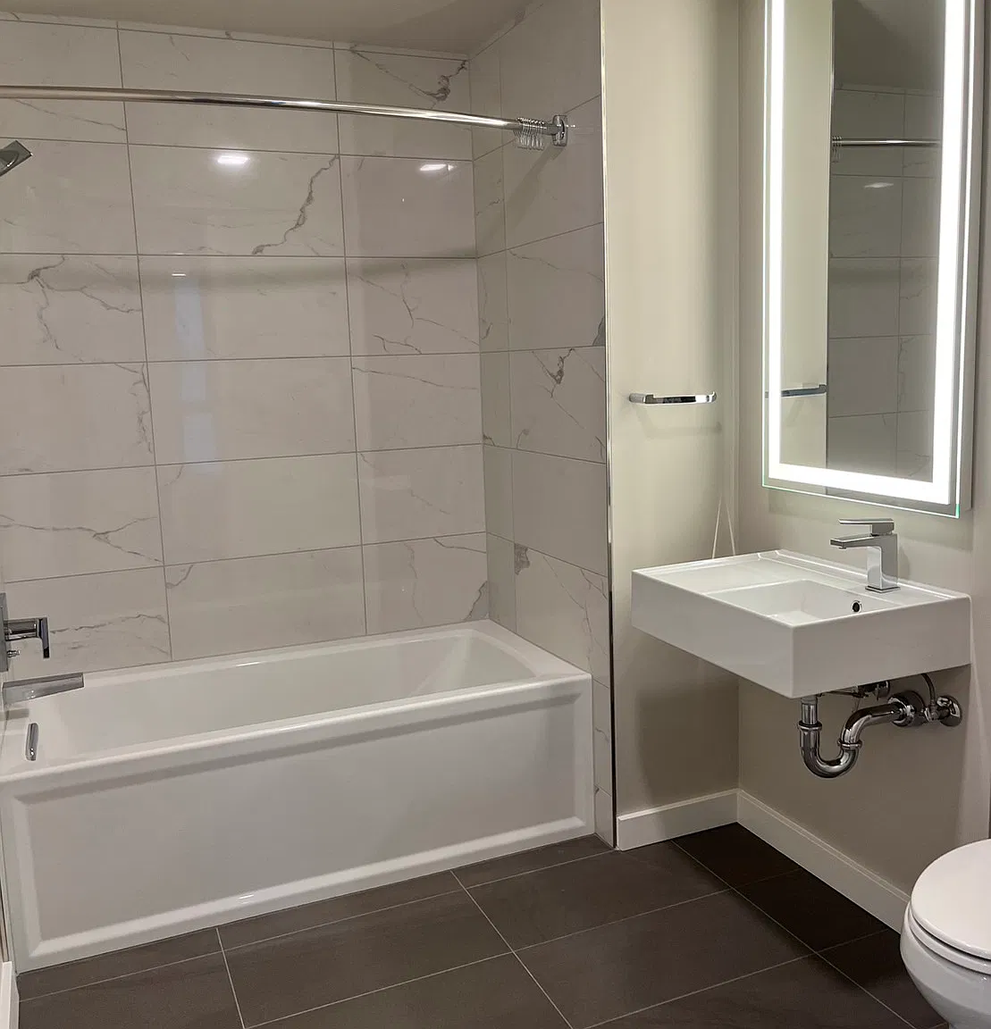 2 bed, 934 sqft, $3,150 — Photo 4