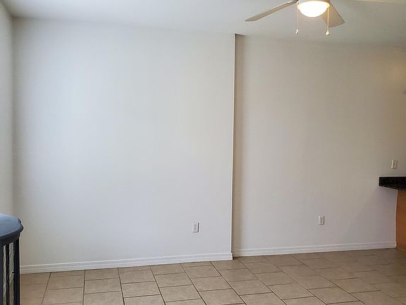 3rd image of 1281 Century Oaks Dr APT C