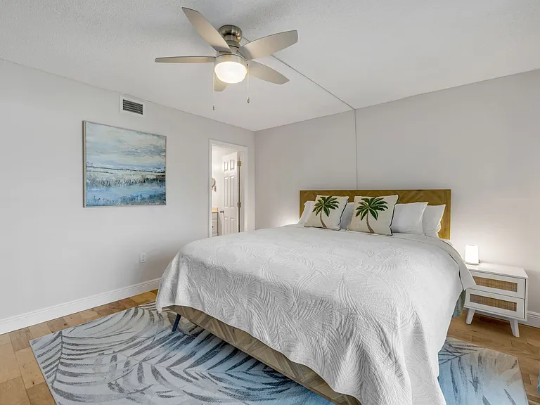315 N Causeway C304 — Photo 26
