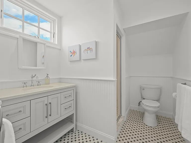 245 Oneck Ln — Photo 22