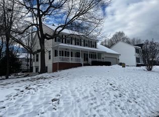 6020 Fox Point Rd, Fredericksburg, VA 22407